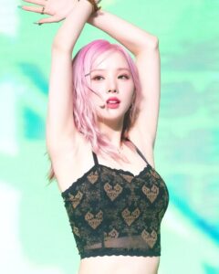 eunha__viviz_1700147846_3237397238617872550_39990645146