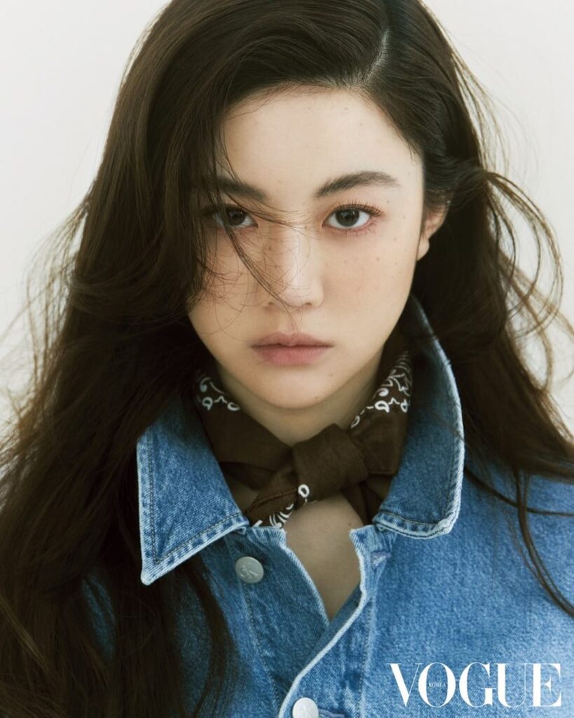 foto terbaru Go Yoon-jung