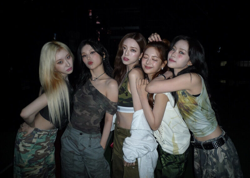 Foto member lengkap ITZY