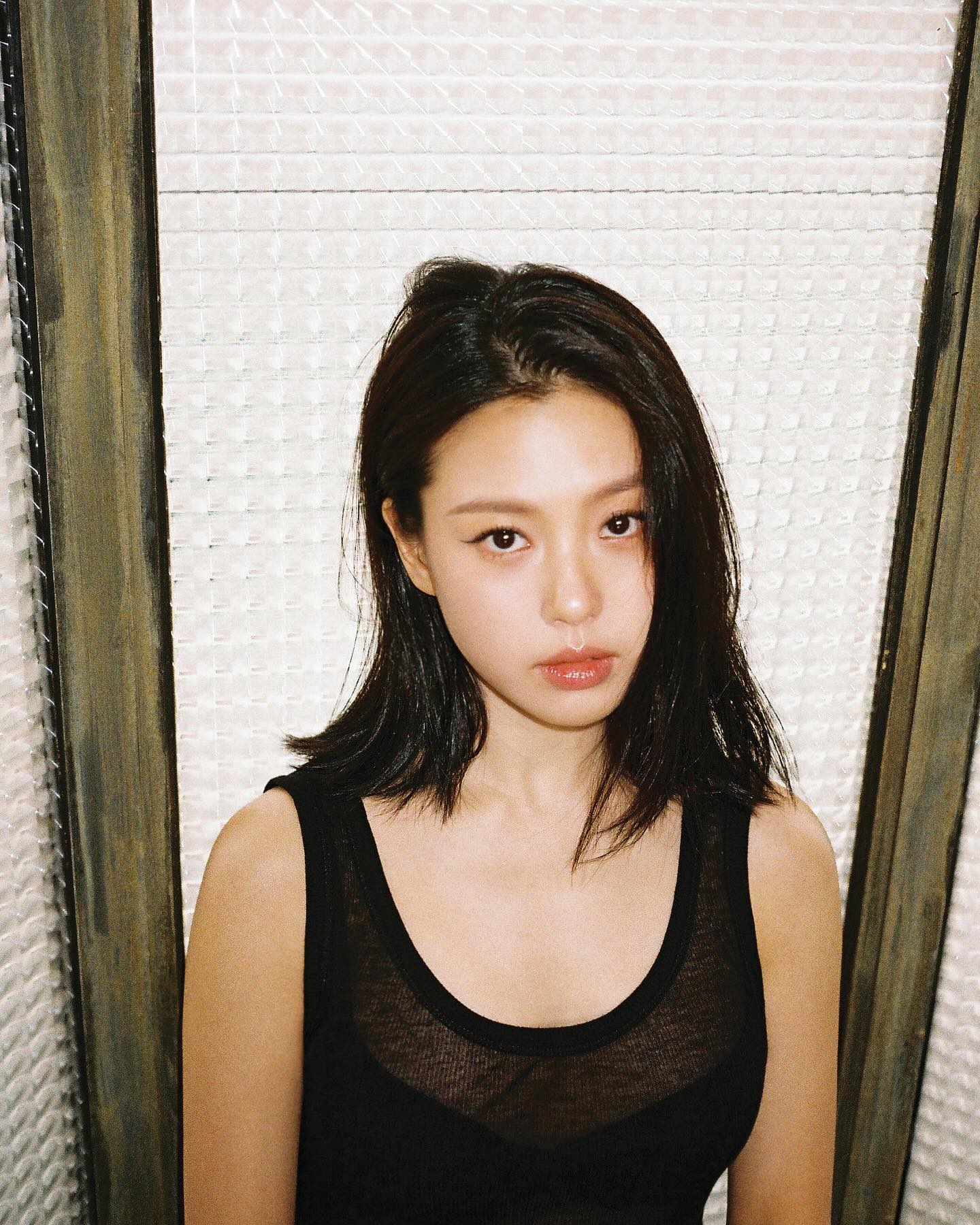 Go Min-si