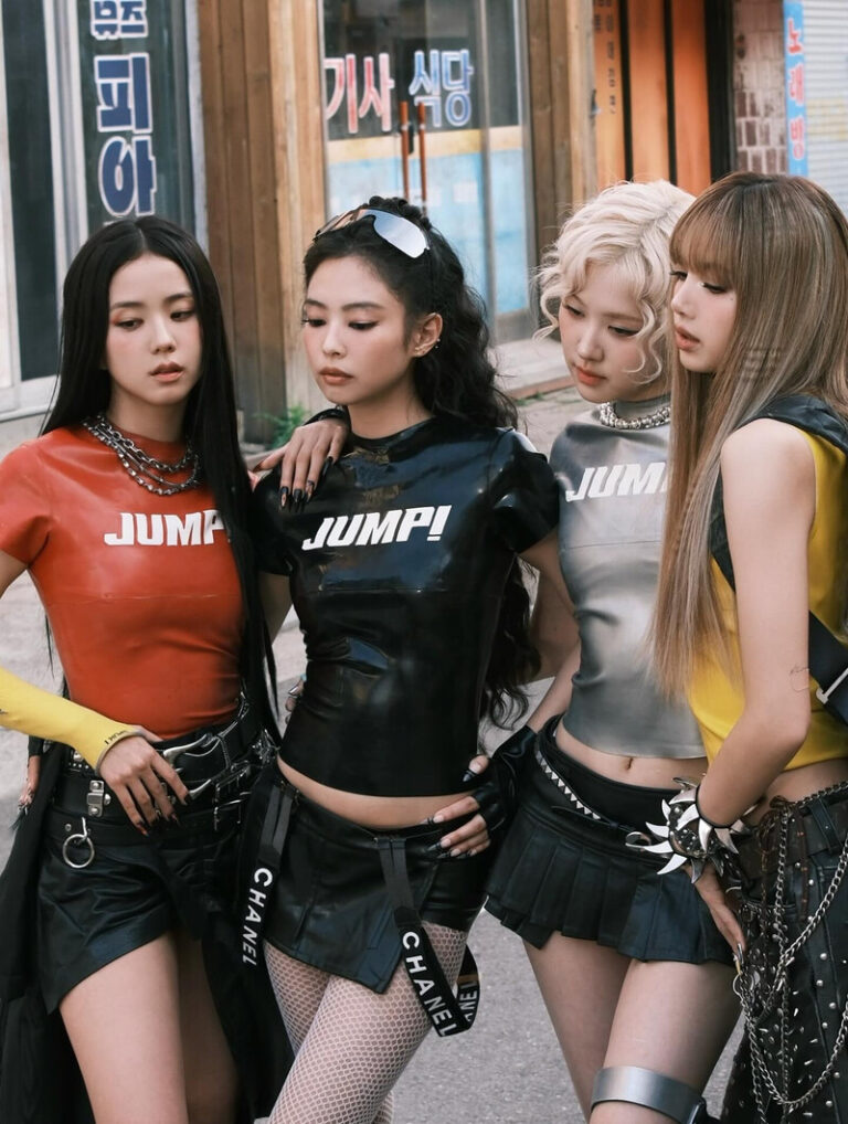 Lagu “JUMP” BLACKPINK