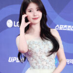 Gaya Lovely IU