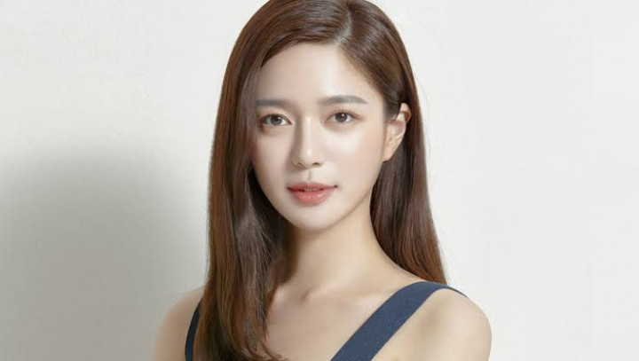 Profil Lengkap Lee Elijah