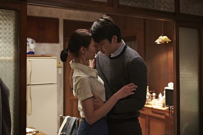 Scarlet Innocence (2014)