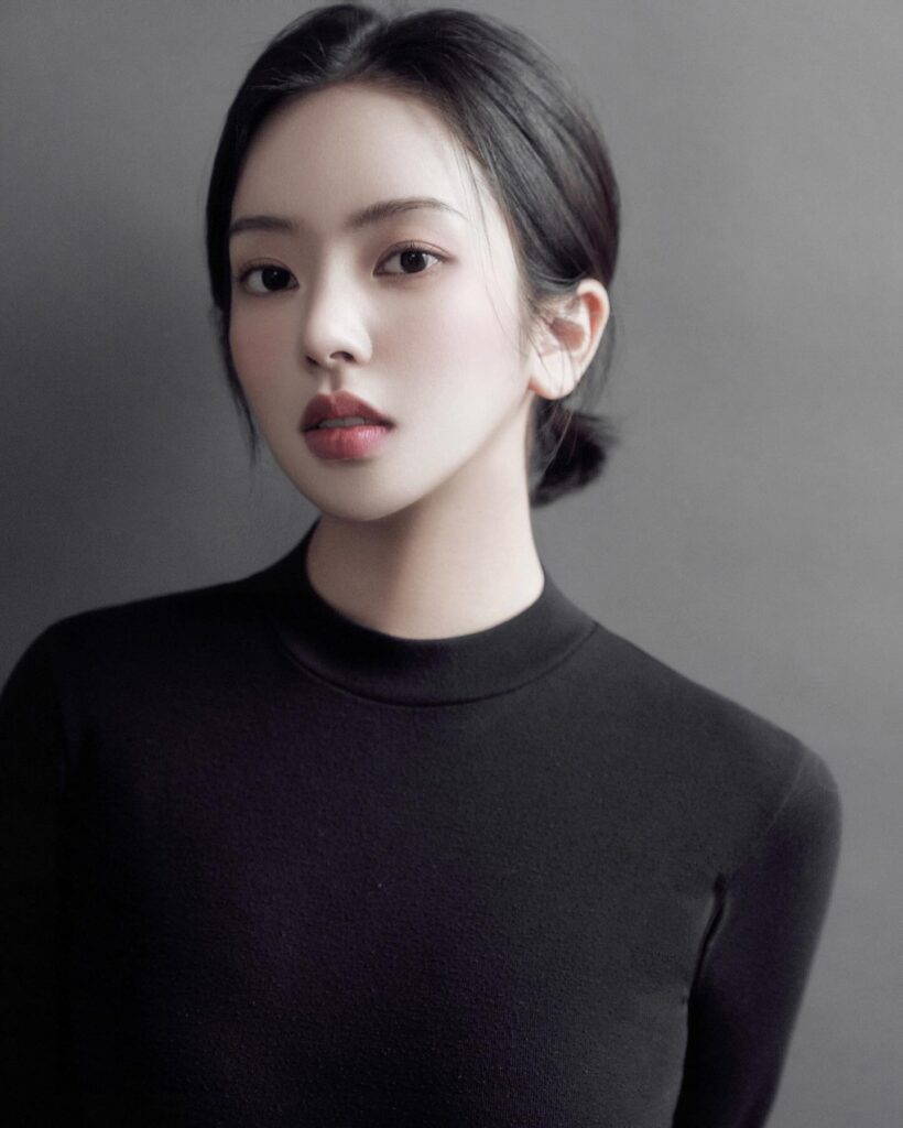 Debut Lee Ruby
