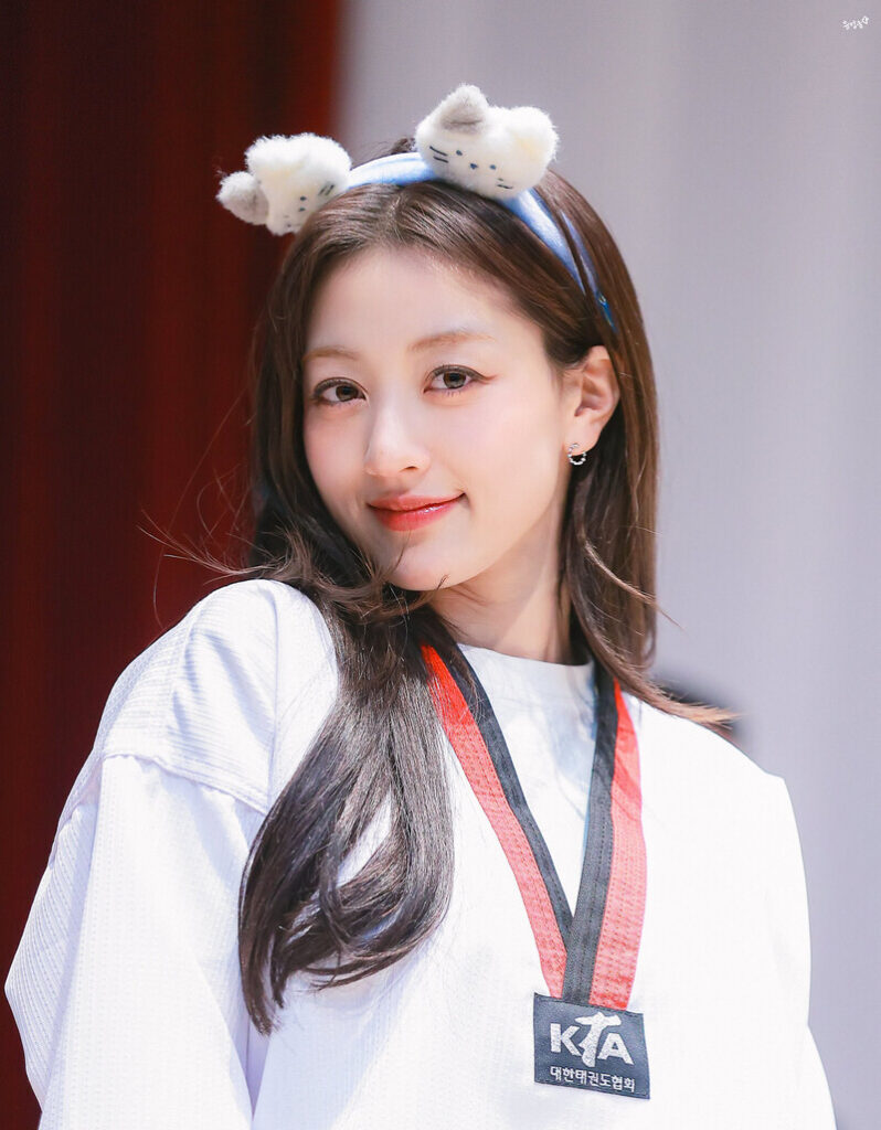 Profil Jihyo