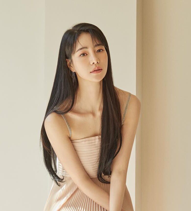 Pasangan Lim Ji-yeon