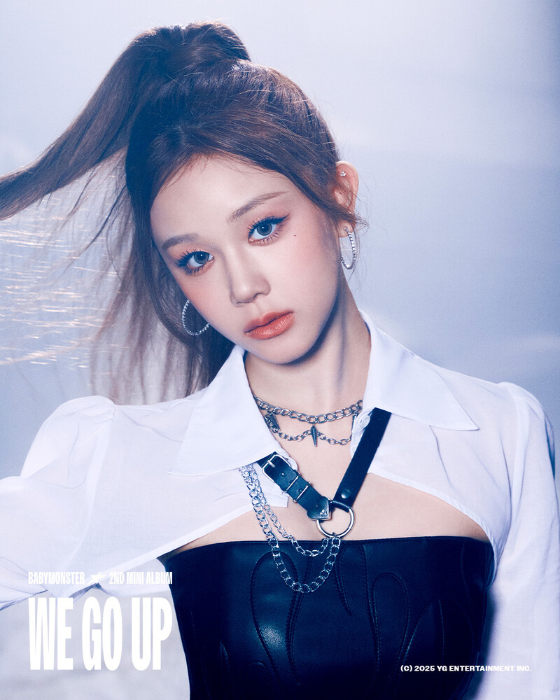 Debut Pharita BABYMONSTER