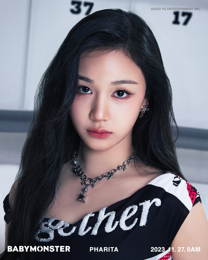 Debut Pharita BABYMONSTER