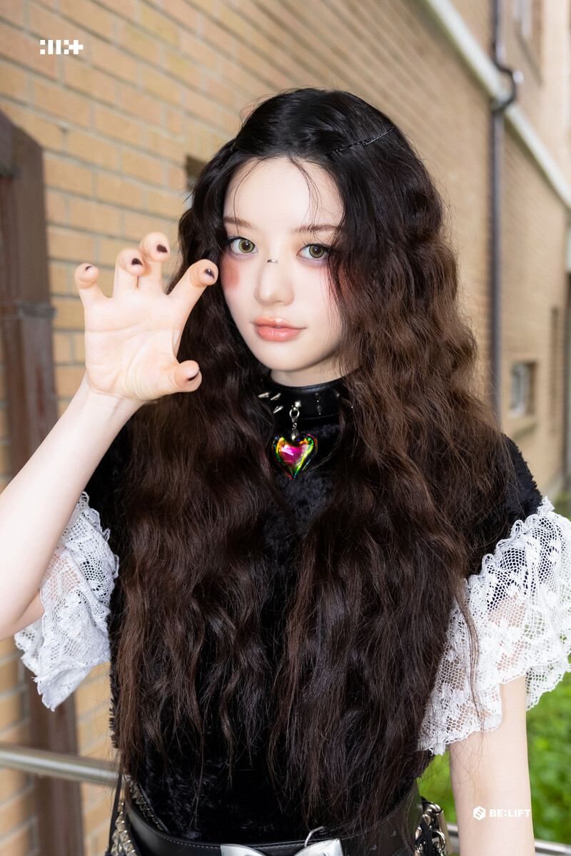 Minju Debut di ILLIT