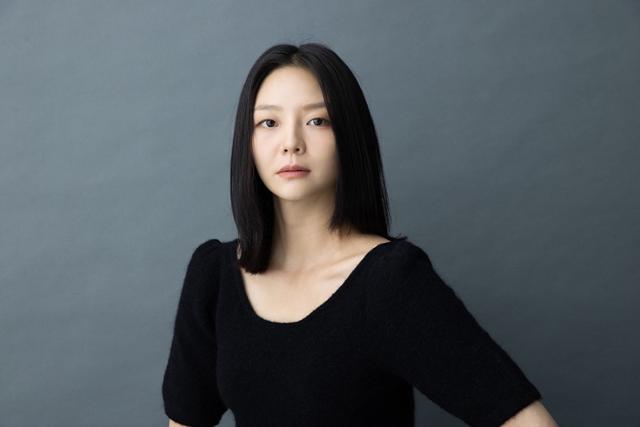 Karir Esom Didunia K-pop